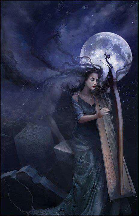 kobieta duch harfa.jpg