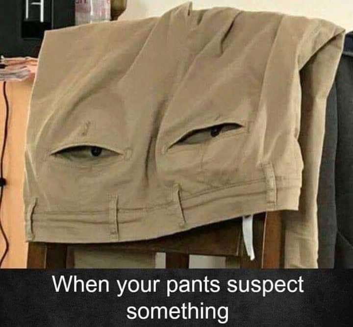 podejrzliwe spodnie.jpg